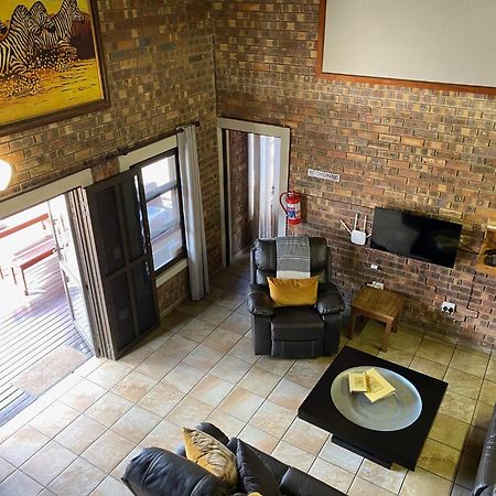 Nghala Self-Catering Holiday Home Marloth Park Extérieur photo