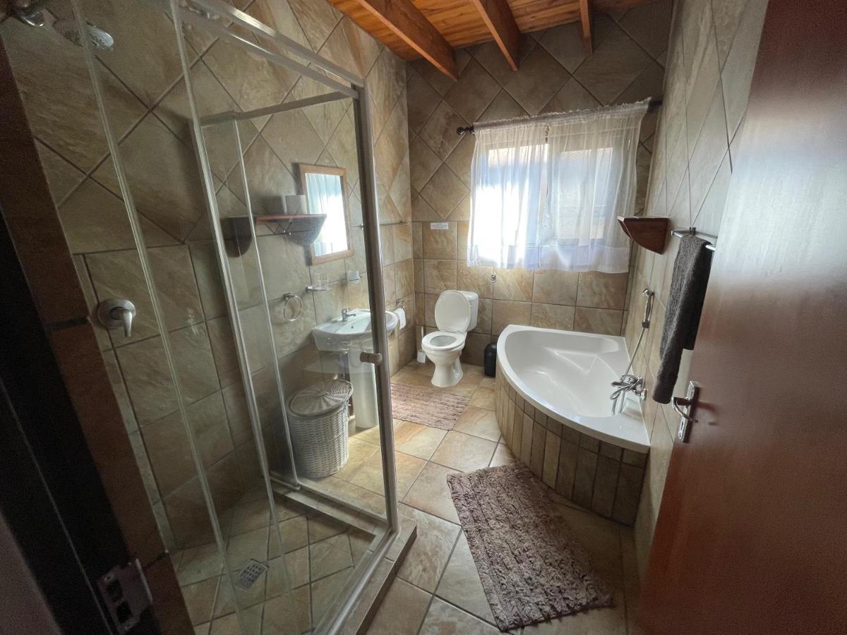Nghala Self-Catering Holiday Home Marloth Park Extérieur photo